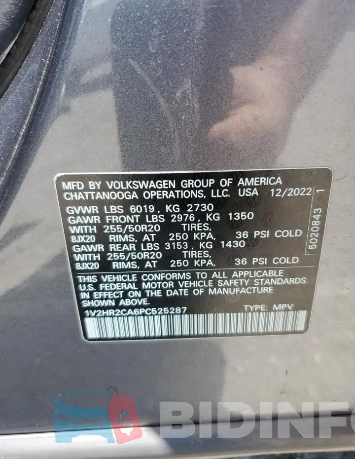 1V2HR2CA6PC525287 Photo# 13