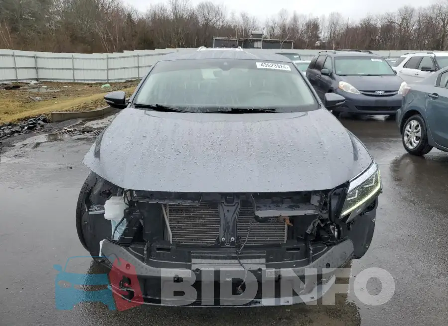 1VWSA7A37LC008183 Photo# 5