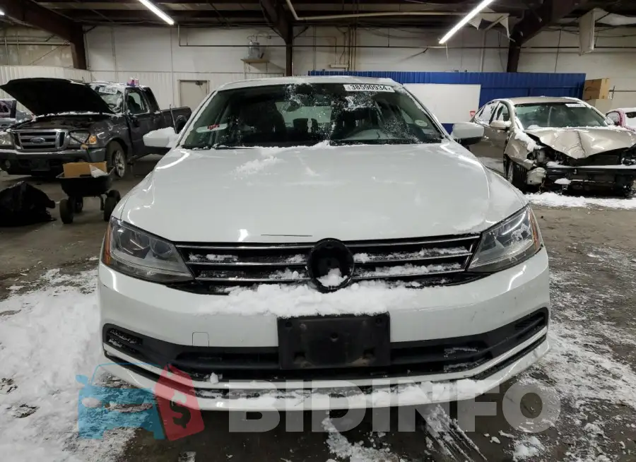 3VW2B7AJ9HM213960 Photo# 5