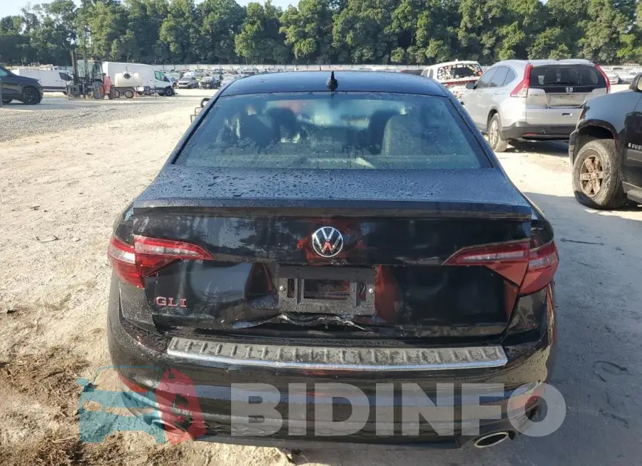 3VW2T7BU8RM031643 Photo# 6