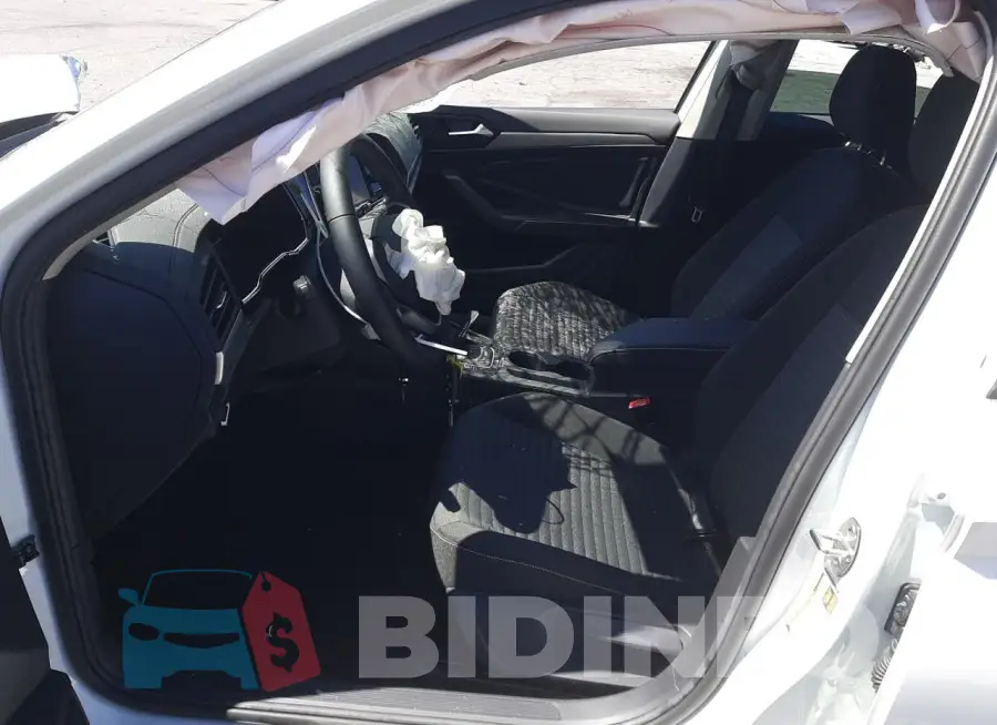 3VW5M7BU9RM013467 Photo# 7