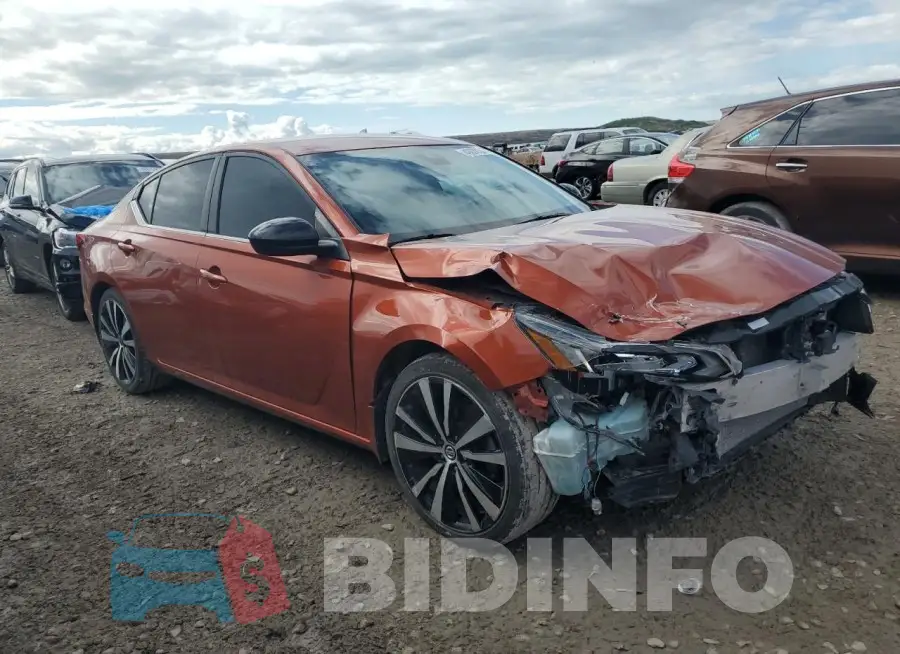 1N4BL4CV5LN302573 Photo# 4