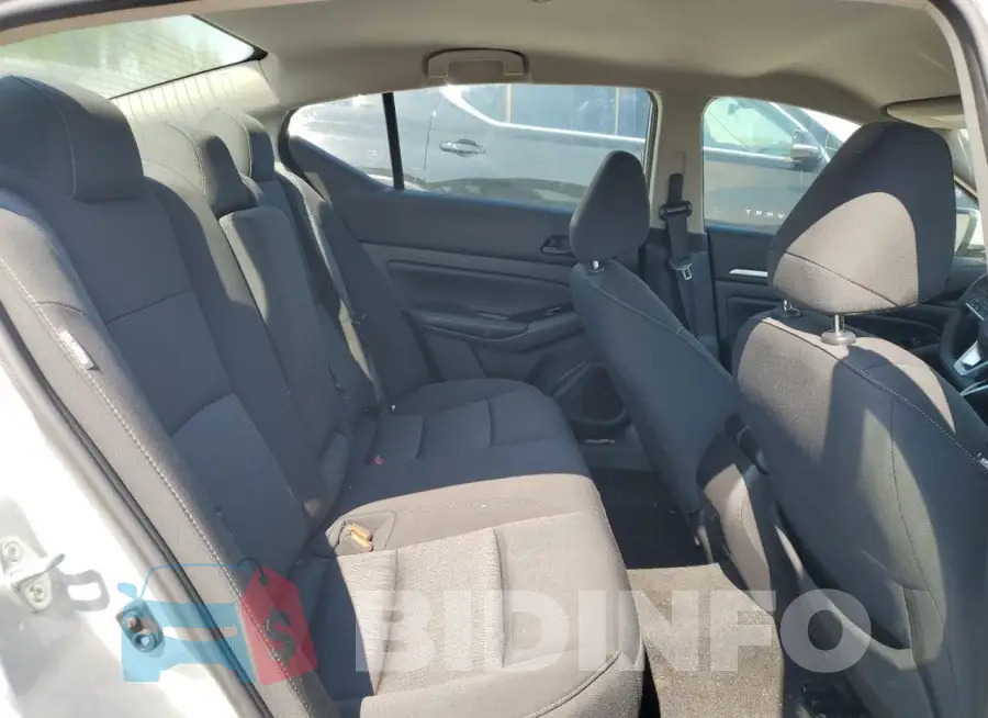 1N4BL4DVXPN330244 Photo# 10