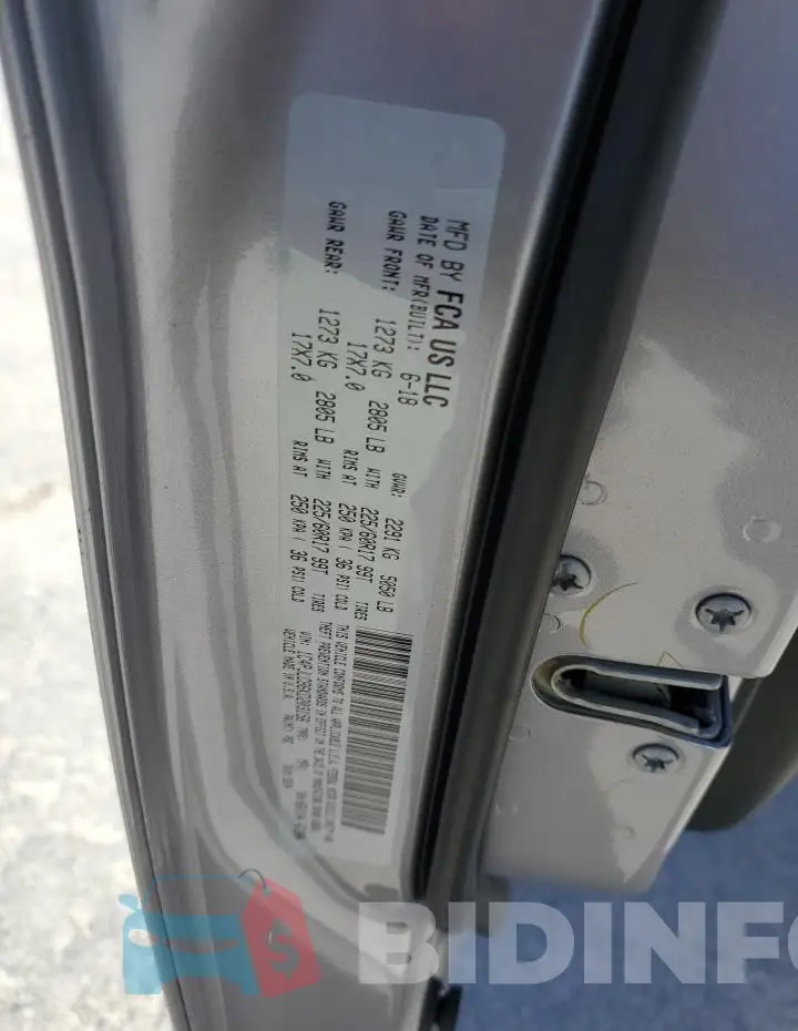 1C4PJLCB6KD203156 Photo# 12