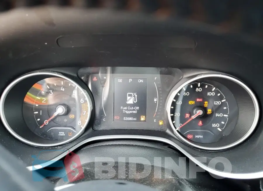 3C4NJDBB0KT648162 Photo# 9