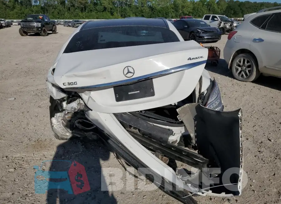 55SWF4KB4HU224477 Photo# 6