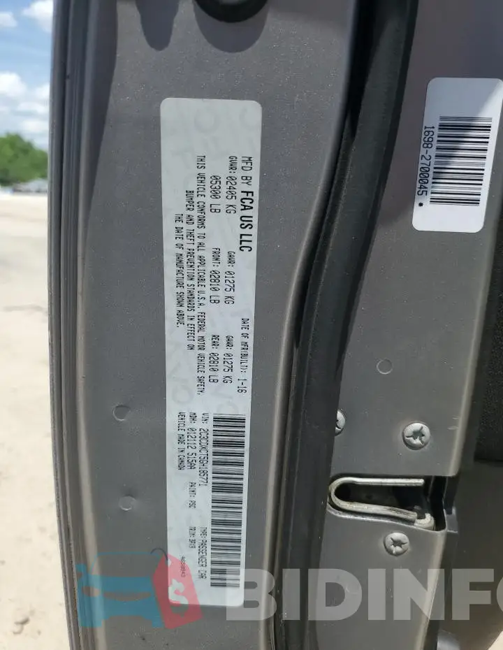 2C3CDXCT5GH185771 Photo# 12
