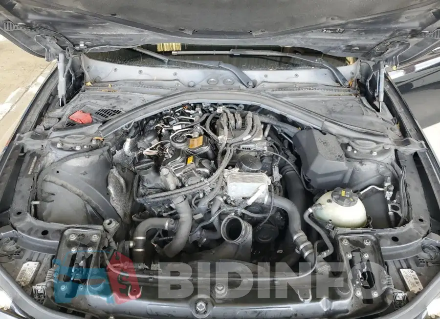 WBA8E9G50GNT82163 Photo# 12