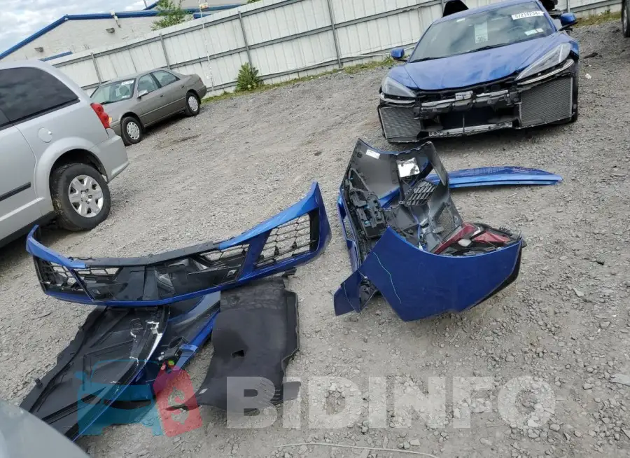 1G1YB3D44M5120137 Photo# 12