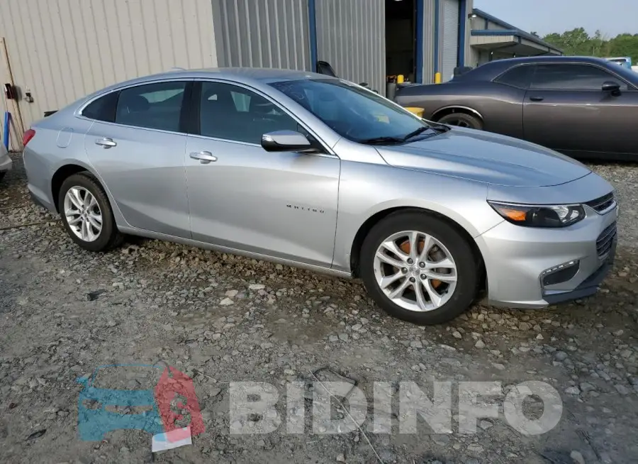 1G1ZD5ST0JF197548 Photo# 4