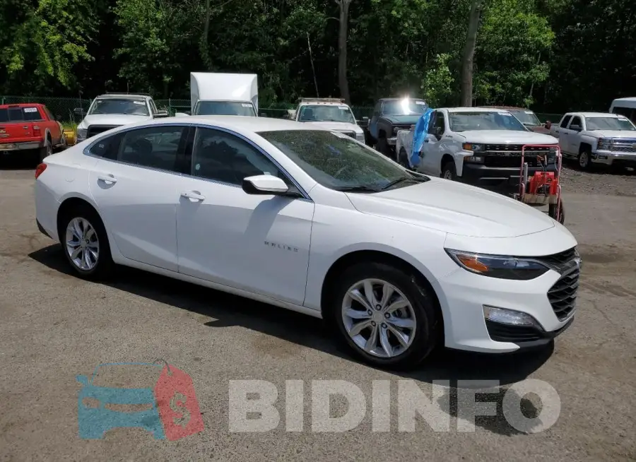 1G1ZD5ST0PF132739 Photo# 4