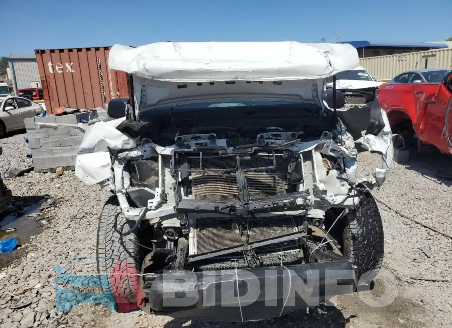 1GCHSBE32G1344834 Photo# 5