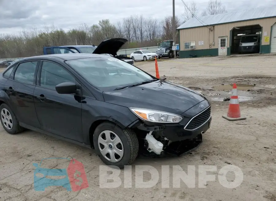 1FADP3E23HL318865 Photo# 4