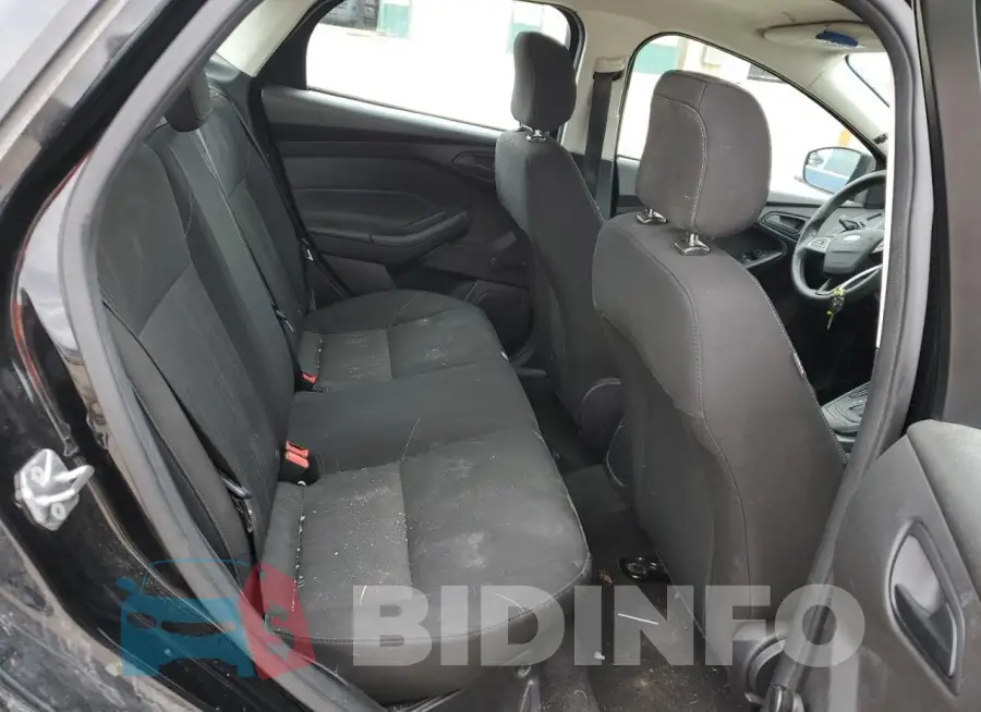 1FADP3E23HL318865 Photo# 10