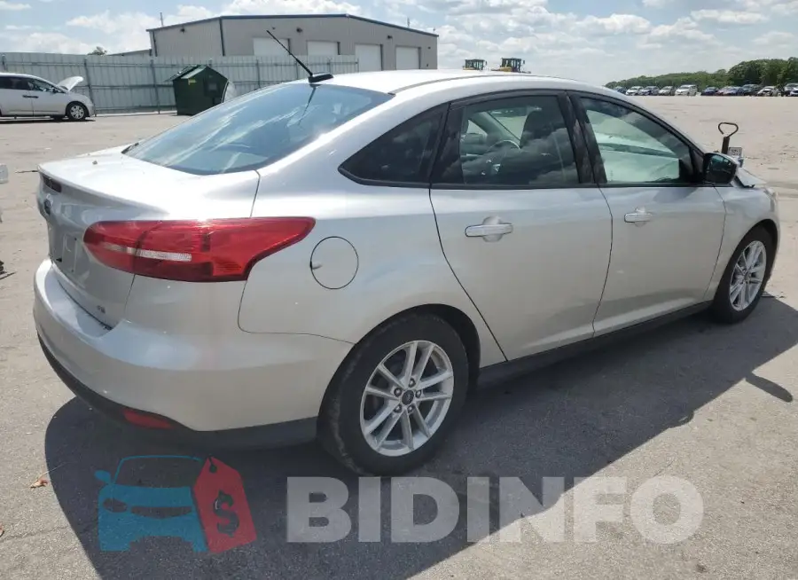 1FADP3F22GL260826 Photo# 3