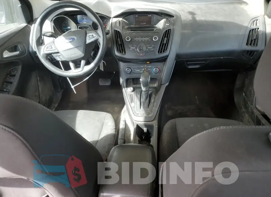 1FADP3F2XHL223072 Photo# 8
