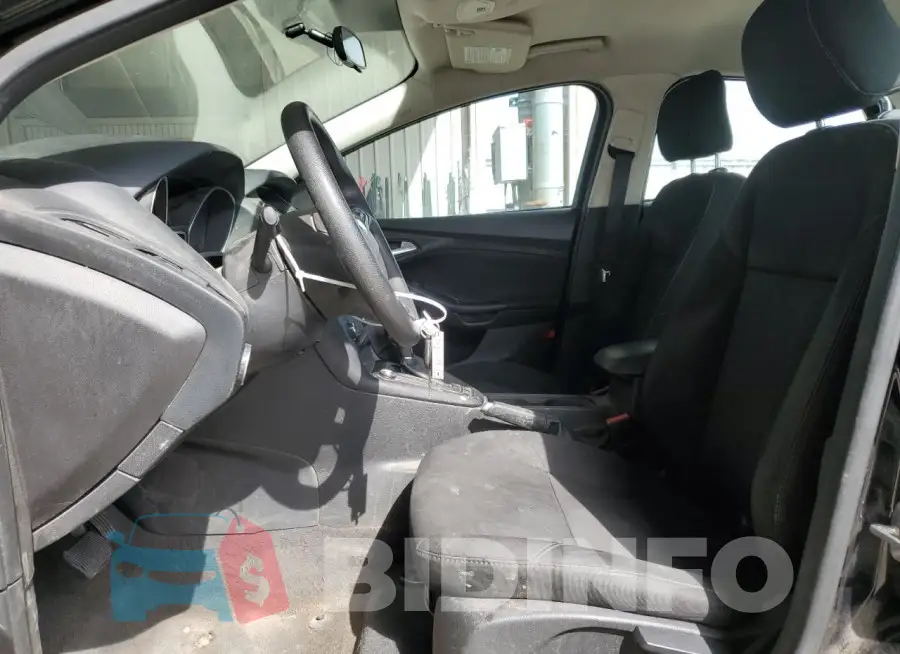 1FADP3F2XHL223072 Photo# 7
