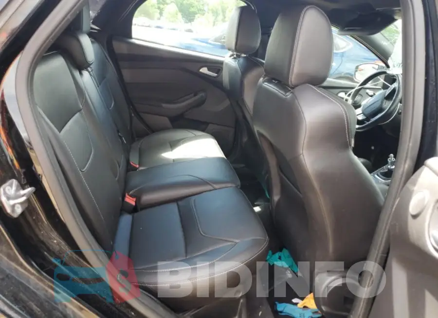 1FADP3L93HL227031 Photo# 10