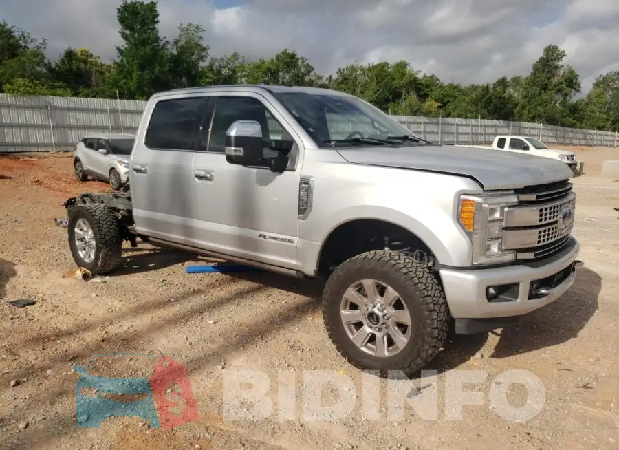 1FT7W2BT2JEC77866 Photo# 4