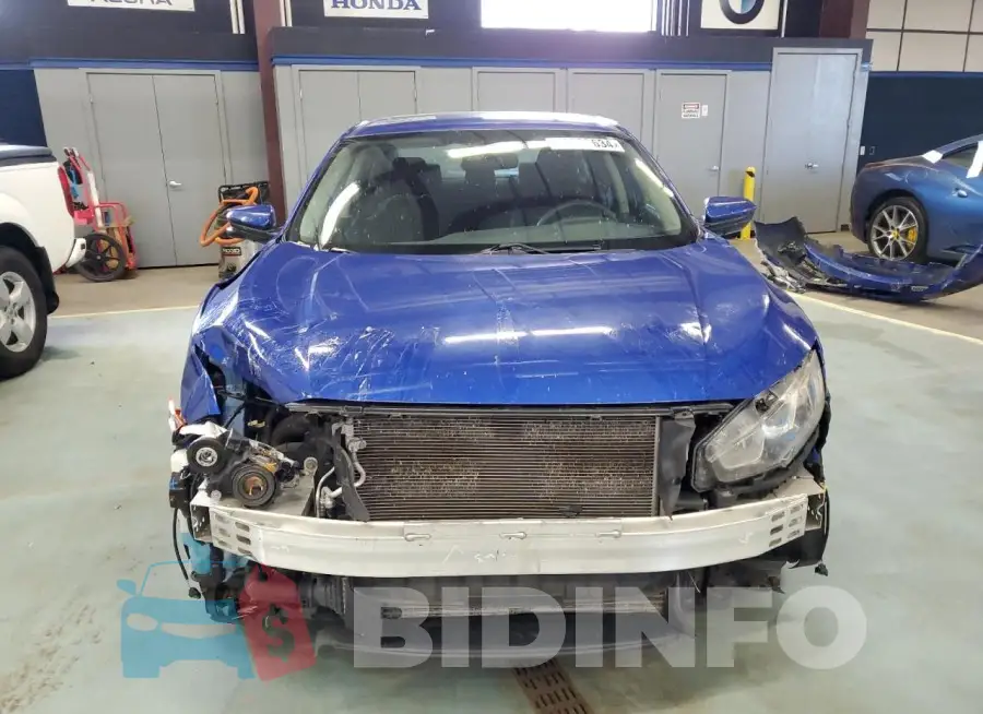 19XFC1F32GE220654 Photo# 5
