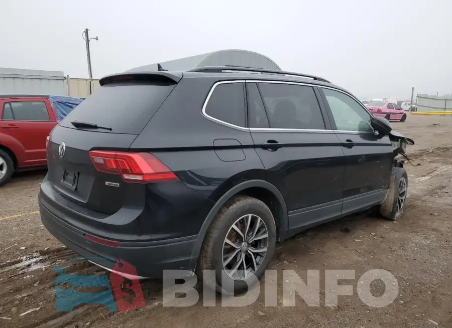 3VV2B7AX8KM185522 Photo# 3