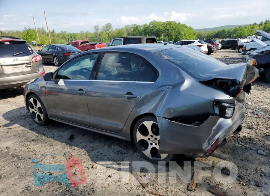 3VW167AJ1HM348687 Photo# 2