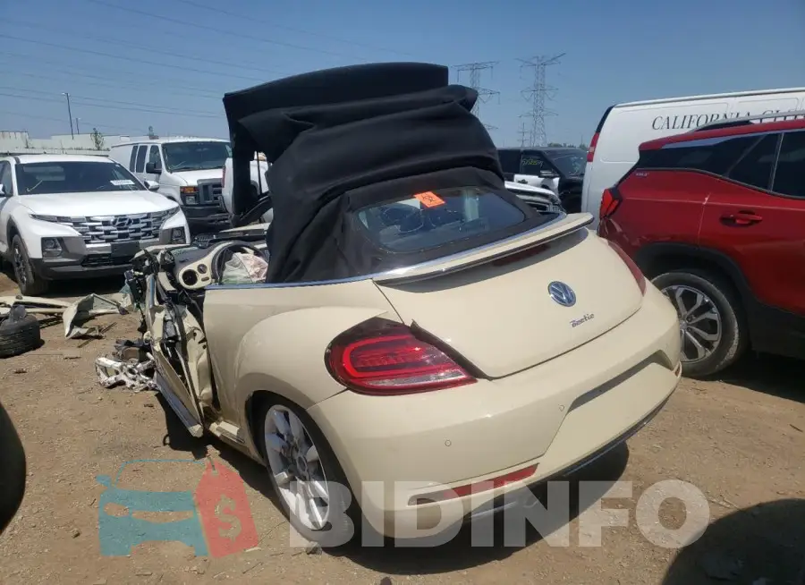 3VW5DAAT6KM512576 Photo# 2