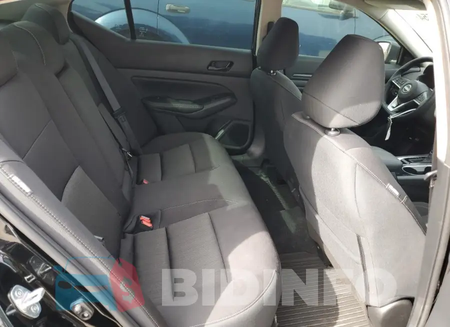 1N4BL4DV9RN329671 Photo# 10