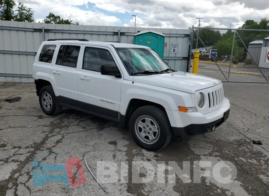 1C4NJPBAXFD273031 Photo# 4