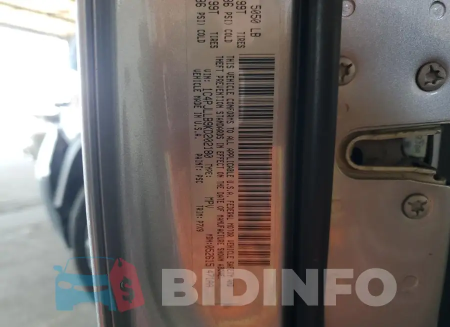 1C4PJLLB9KD202180 Photo# 12