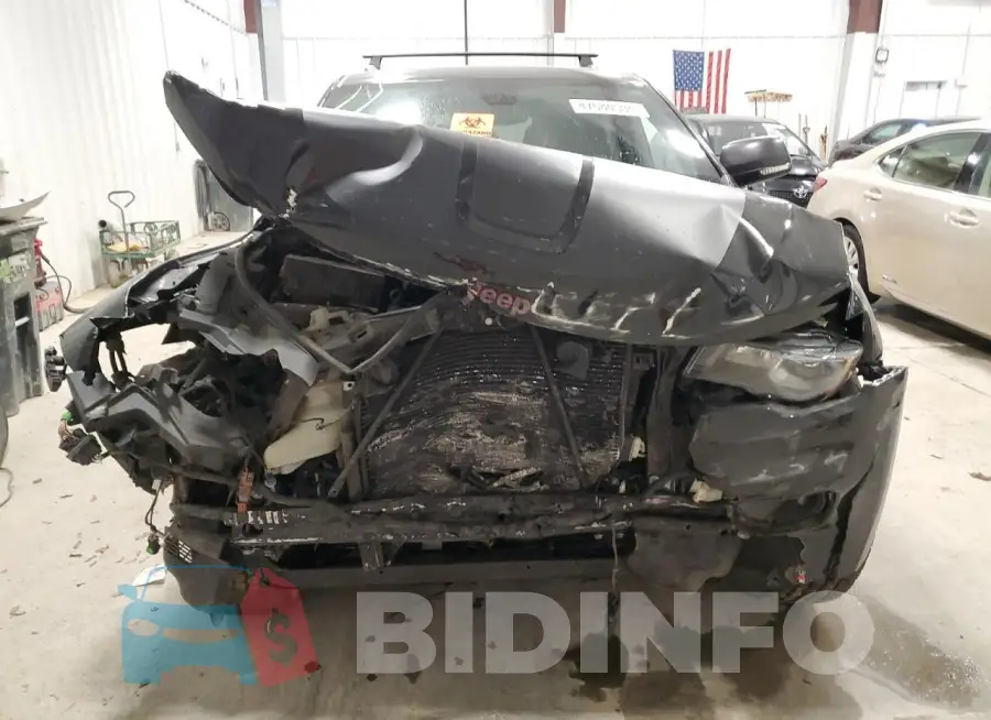 1C4RJFLT4LC269781 Photo# 5