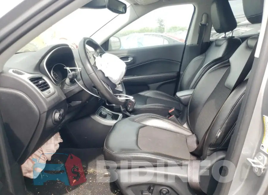 3C4NJDBB5JT355632 Photo# 7