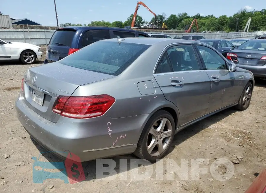 WDDHF8JB2FB111314 Photo# 3