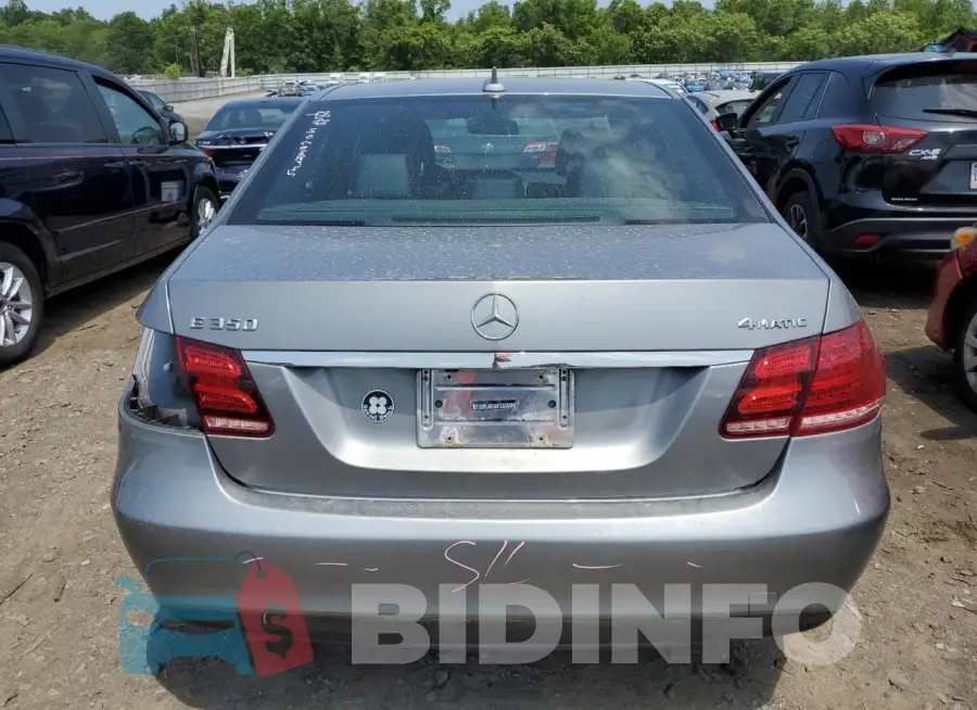 WDDHF8JB2FB111314 Photo# 6