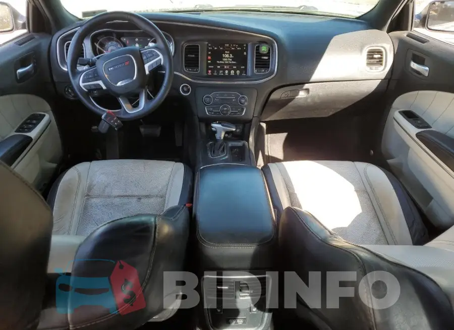 2C3CDXCT6FH826845 Photo# 8