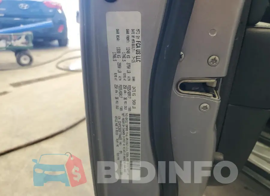 3C4PDCBG5FT744025 Photo# 12