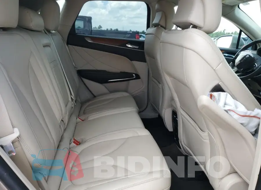 5LMCJ2C96KUL23165 Photo# 10