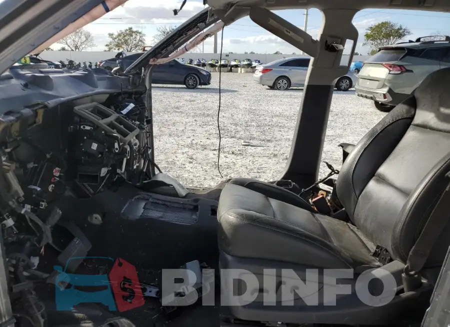1GNSKBKC3LR152562 Photo# 7