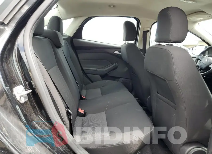 1FADP3F26FL332934 Photo# 10