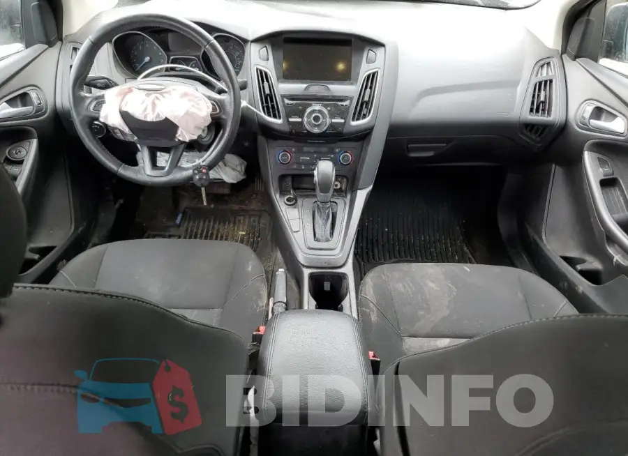 1FADP3H21JL239213 Photo# 8