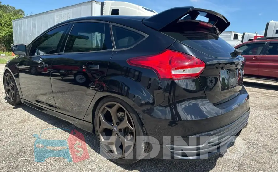 1FADP3L95GL228731 Photo# 3