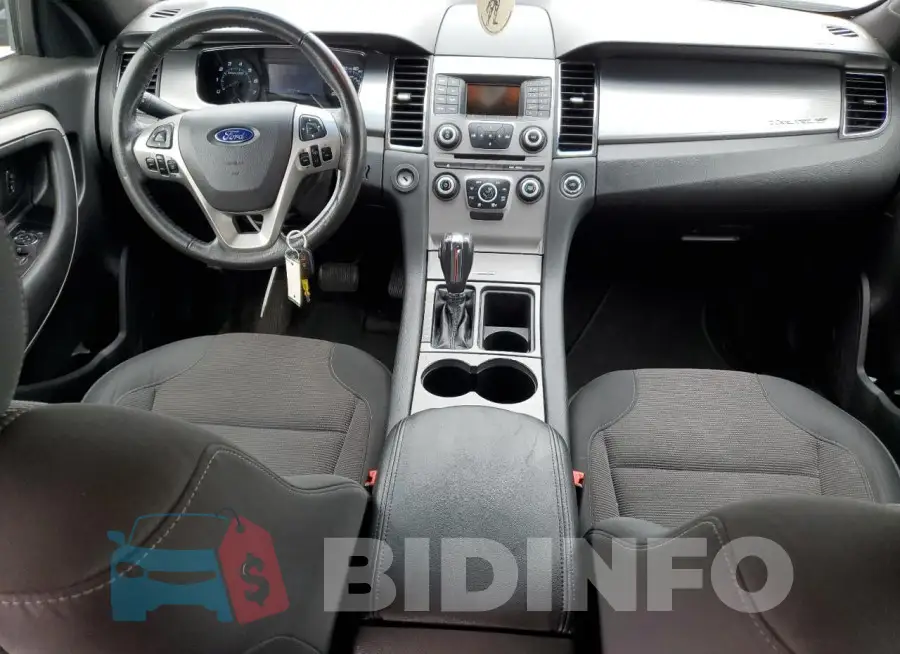 1FAHP2E89JG113825 Photo# 8