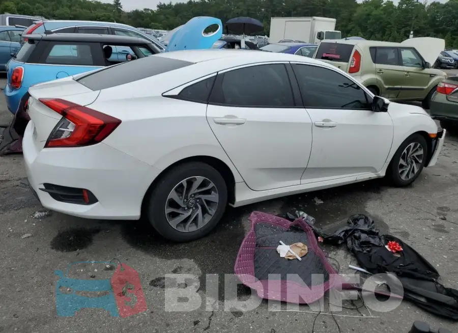19XFC2F72GE206701 Photo# 3