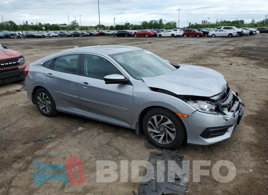 19XFC2F78HE026737 Photo# 4