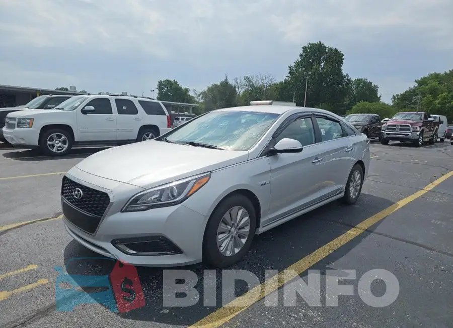 KMHE24L18GA020444 Photo# 2