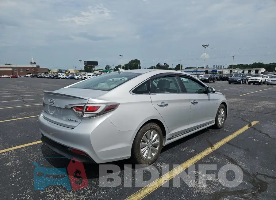 KMHE24L18GA020444 Photo# 4