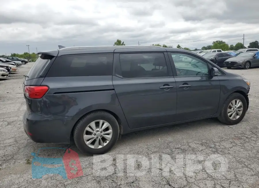 KNDMB5C1XG6085174 Photo# 3