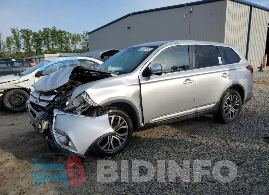 JA4AD3A38JZ011838 Photo# 1