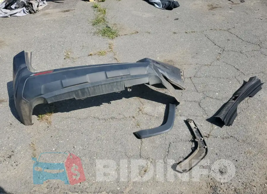 2T3C1RFV6KW018082 Photo# 13