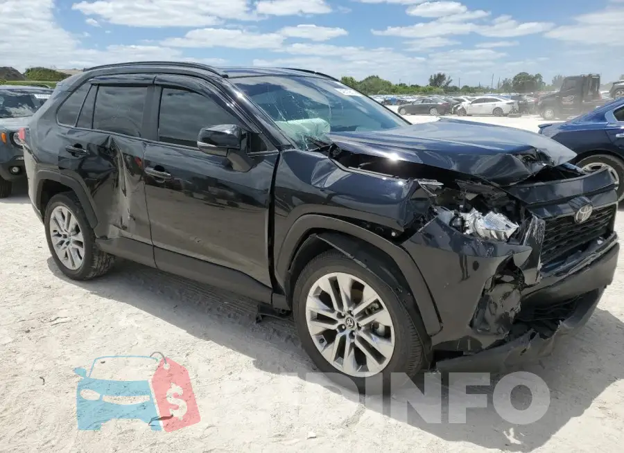 2T3C1RFV7MW120784 Photo# 4